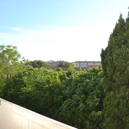 Appartement Lumineux Et Calme Avec Terrasse Avignon Exterior foto